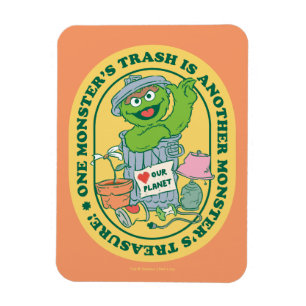 Oscar the Grouch   Monster Treasure Badge Magnet