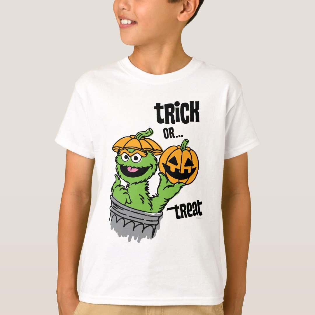 Oscar the Grouch - Trick Or Treat T-Shirt (Front)