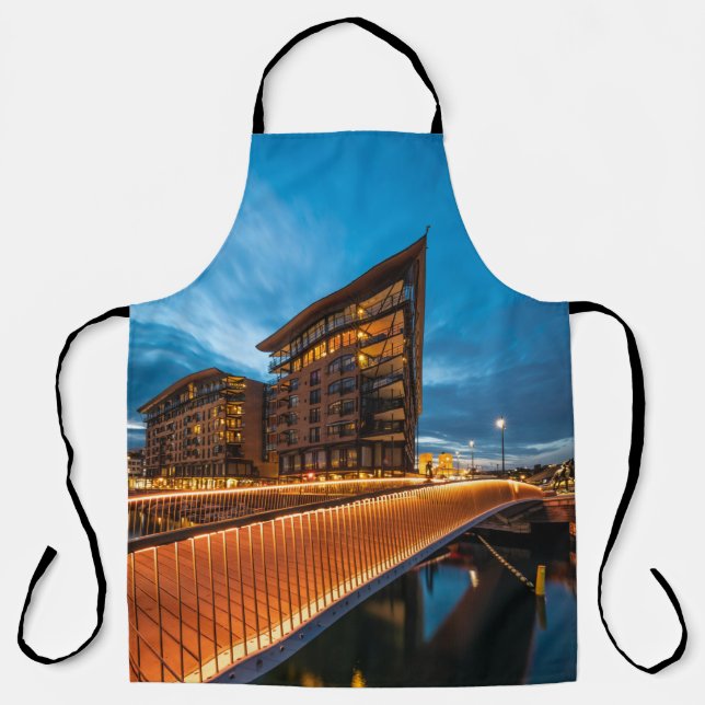 Oslo Norway Apron (Front)