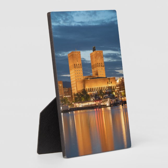 Oslo Norway Plaque (Side)