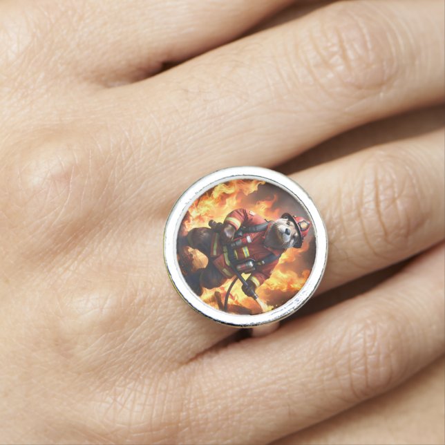 Otter Firefighter, Ring (In Situ)