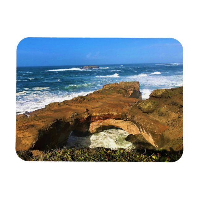 Otter Rock at Devil's Punchbowl State Park, Oregon Magnet (Horizontal)