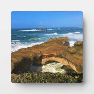 Otter Rock at Devil's Punchbowl State Park, Oregon Plaque