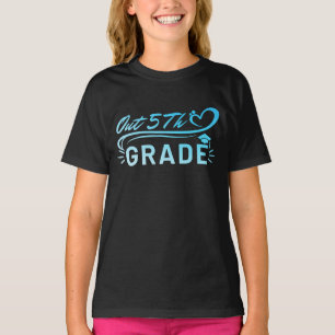 Out 5Th Grade Class Of 2023 Graduation T-Shirt