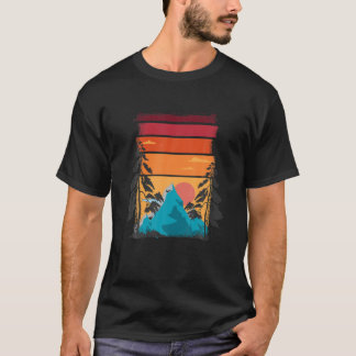 Outdoor Sunset Vintage Style Mountains Sun Nature T-Shirt