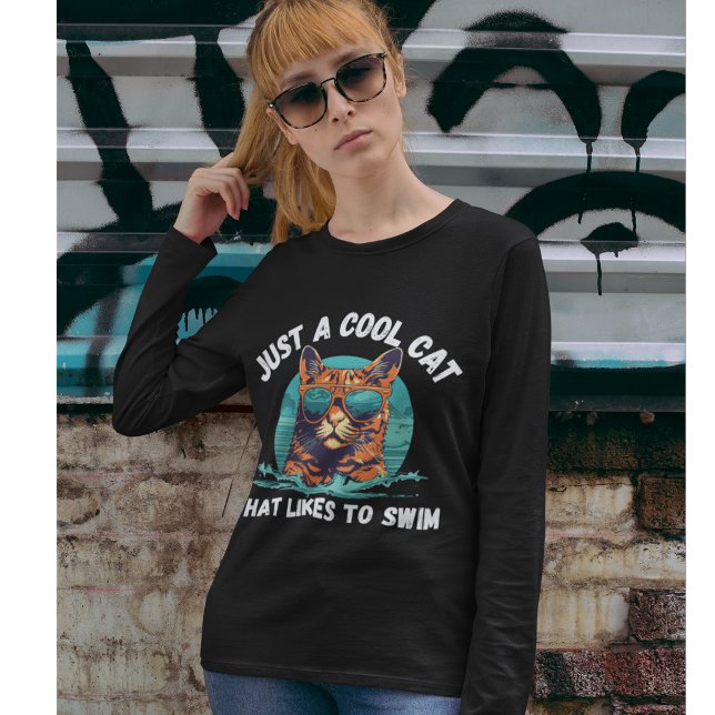 Outdoor Swimmer cool cat wild swimming outdoorsy T-Shirt (Cats and Swimming)
