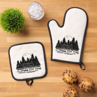 Outdoors Get there! Canoes Oven Mitt & Pot Holder Set