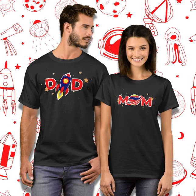 Outer Space Theme MOM Typography Galaxy Planet  T-Shirt (Creator Uploaded)