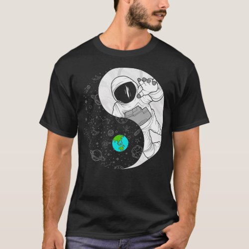 Outerspace Spaceflight aerospace engineering Yin a T_Shirt