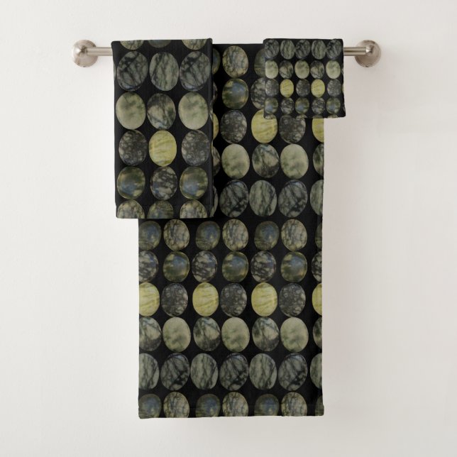 Oval Banded Agate Gemstone Horizontal Pattern  Bath Towel Set (Insitu)