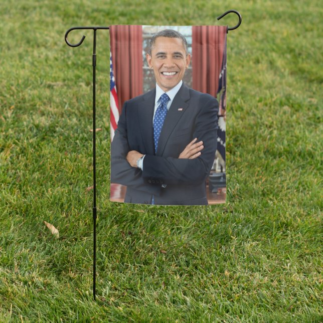 Oval Office Portrait, Obama Barack US President Garden Flag (In SItu)