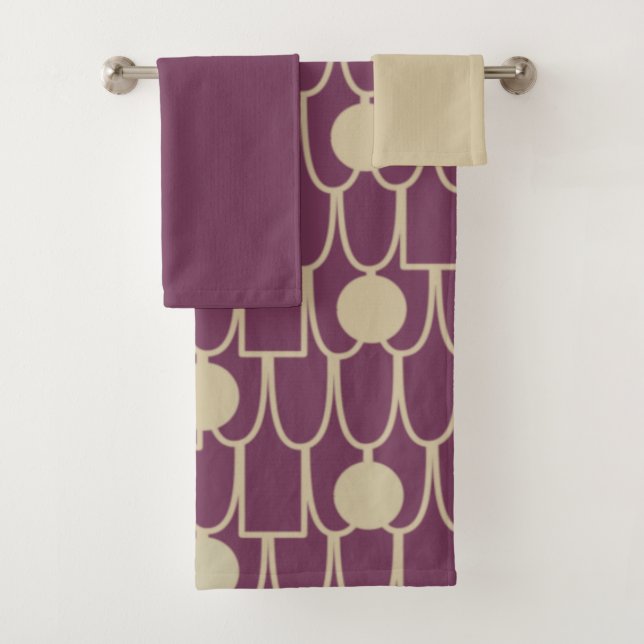 Ovals and Rectangles and Circles, Oh My!  Bath Tow Towel Set (Insitu)