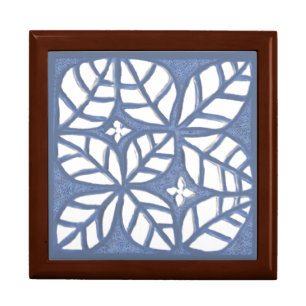 Ovate leaf tile Blue and white gift box