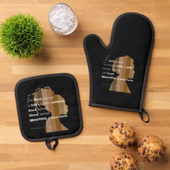 Oven Mitt and Pot Holders " Ebony Woman" Oven Mitt & Pot Holder Set (Top Down)