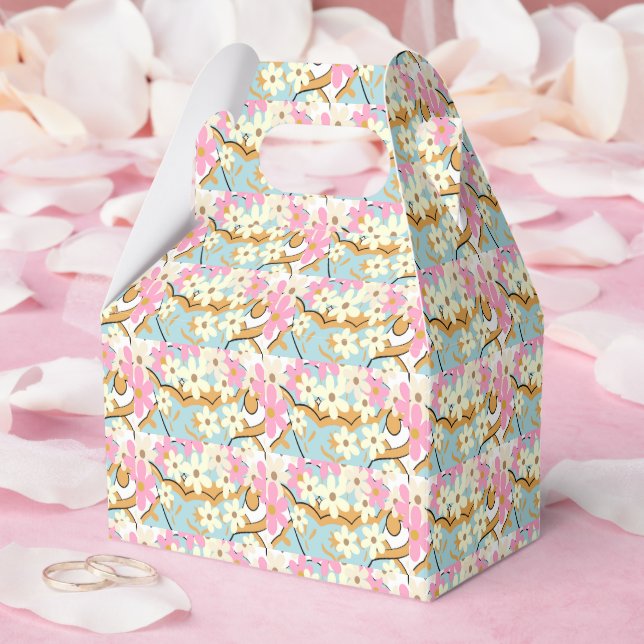 OVERFLOW Floral Favor Box - Adiela Akoo  (Wedding)