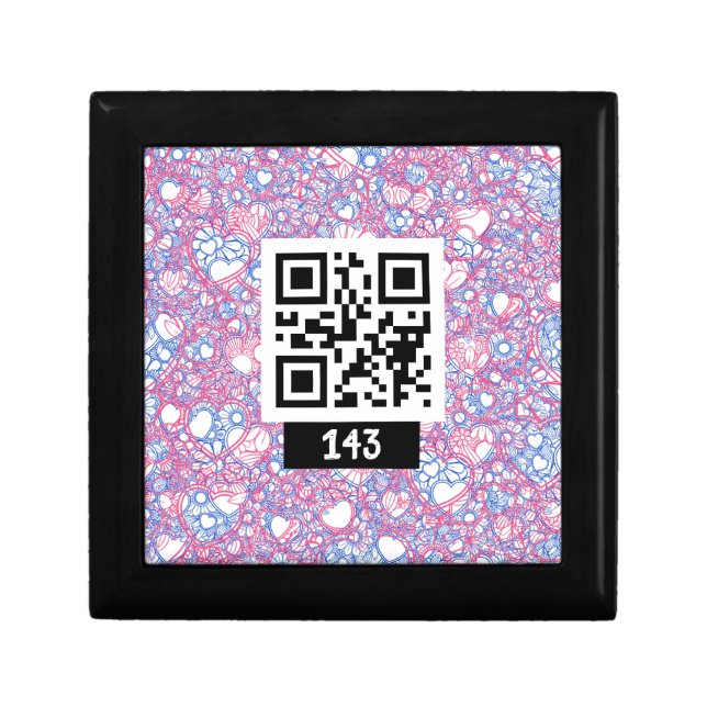 Overlapping Hearts Pattern, Pink on Blue White BG Gift Box (Front)