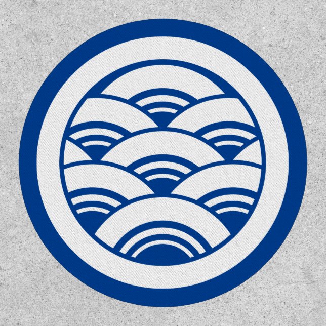 Overlapping waves in circle patch (Front)