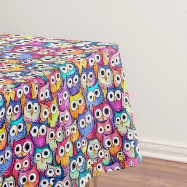 Owl faces doodle pattern cartoon birds woodland tablecloth (In Situ)