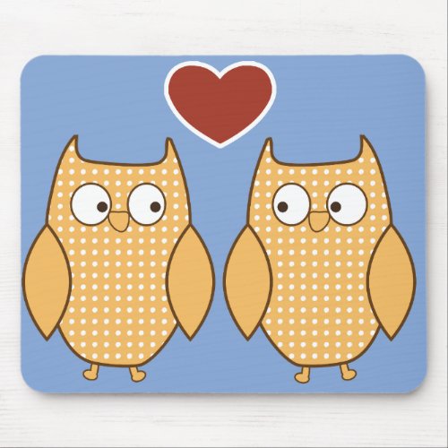 Owl heart love mouse pad