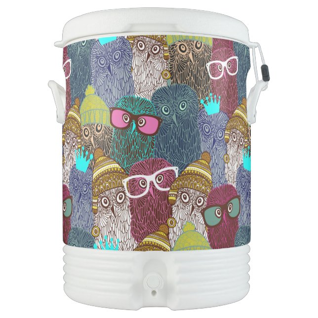 Owl in crown beverage cooler (Front)