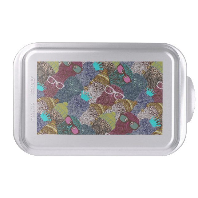 Owl in crown cake pan (Front)