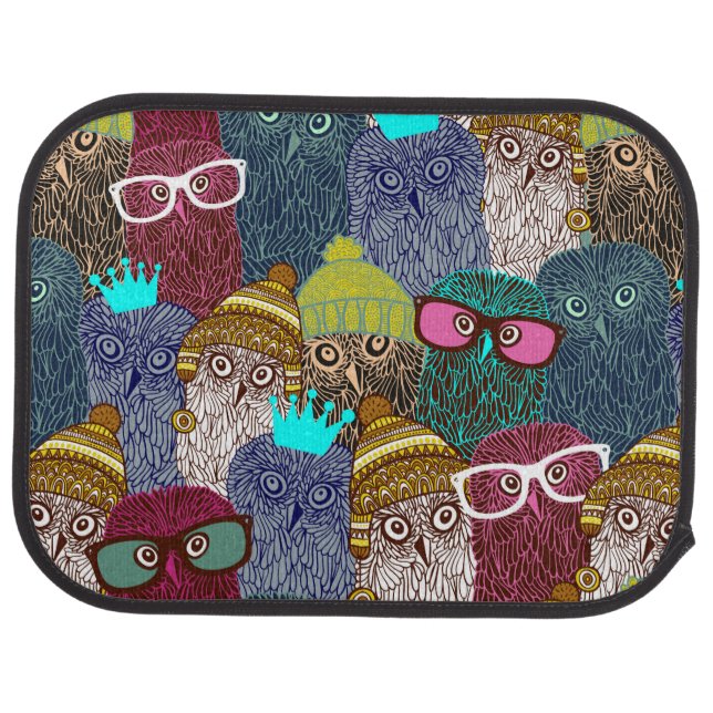 Owl in crown car floor mat (Rear)