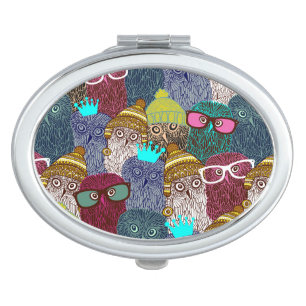 Owl in crown compact mirror