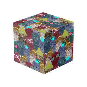Owl in crown cube