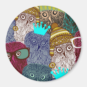 Owl in crown magnet