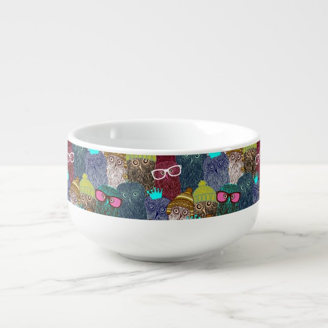 Owl in crown soup mug (Front)