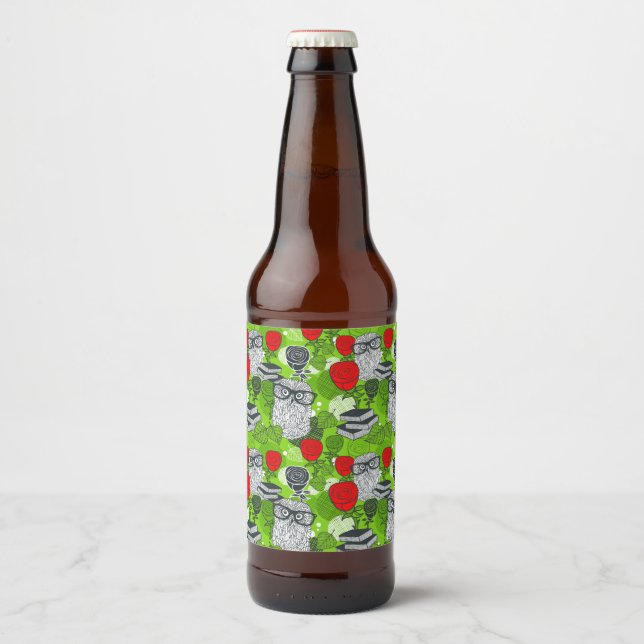 Owl in red roses beer bottle label (Front)