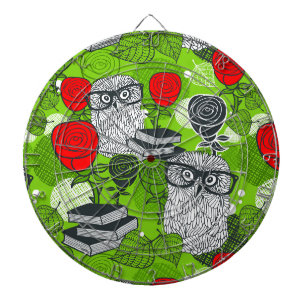 Owl in red roses dart board