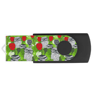 Owl in red roses flash drive