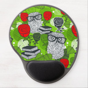 Owl in red roses gel mouse pad