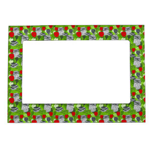 Owl in red roses magnetic frame
