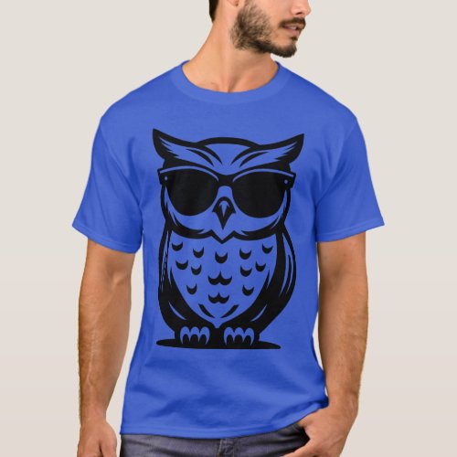 Owl wearing sunglasses T_Shirt