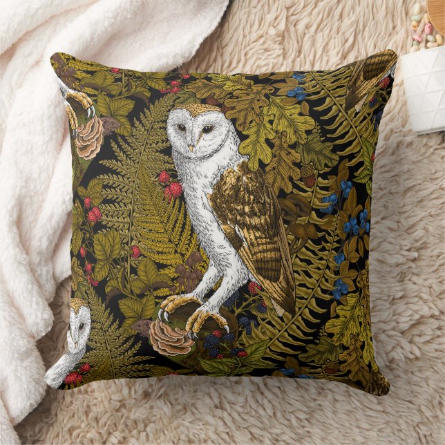 Owls, ferns, oak and berries 2 throw pillow (Blanket)