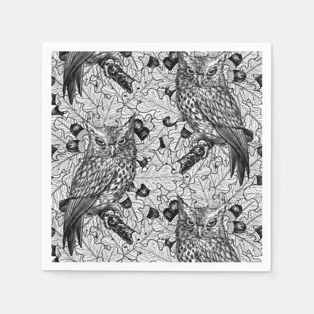 Owls in the oak tree, black and white napkins (Front)
