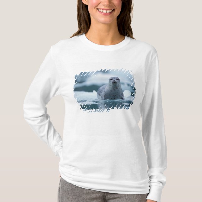 pacific harbor seal, Phoca vitulina richardsi T-Shirt (Front)