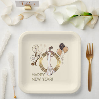 PADEL PLATE: NEW YEAR’S PADEL DIVA – CREAM & GOLD PAPER PLATES