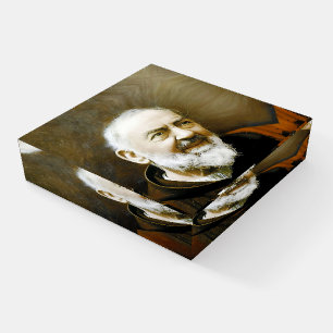 Padre Pio, Paperweight