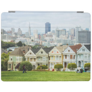 Painted Ladies, Victorian houses and skyline iPad Smart Cover