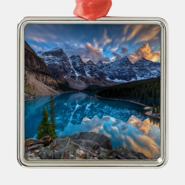 Painting on Moraine Metal Ornament (Front)