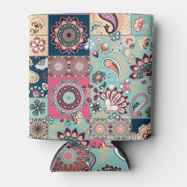 Paisley flowers, patchwork background, vintage. can cooler (Front)