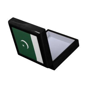 Pakistan flag gift box