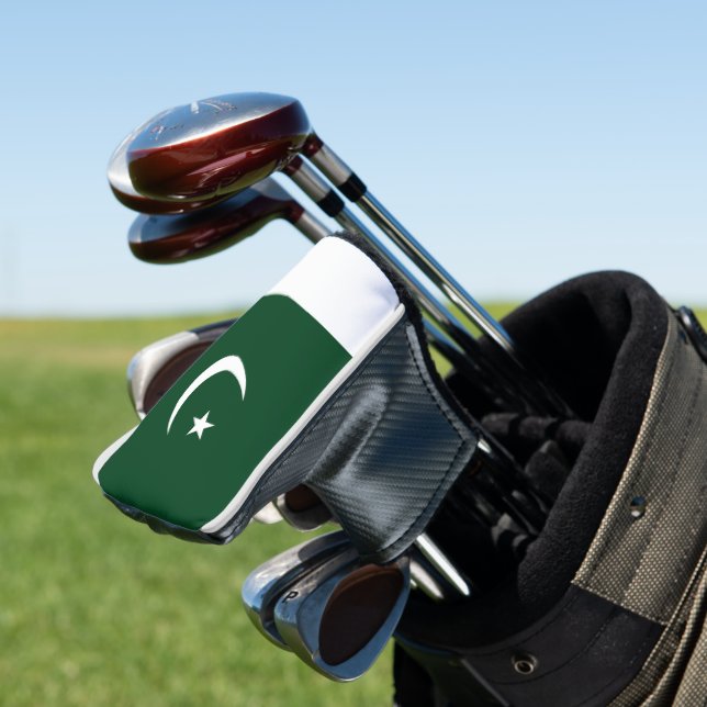 Pakistan flag golf head cover (In Situ)