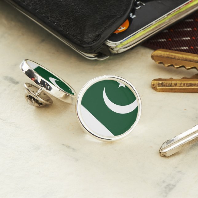 Pakistan Flag Lapel Pin (In Situ)