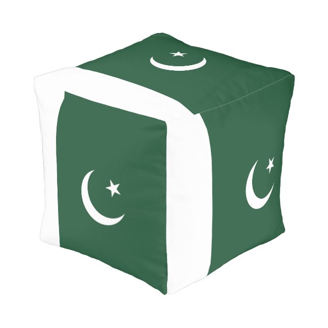 Pakistan flag pouf (Angled Back)