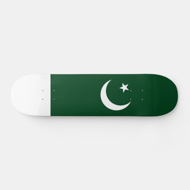 Pakistan Flag Skateboard (Horz)