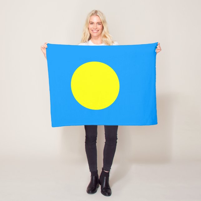 Palau Flag Fleece Blanket (In Situ)